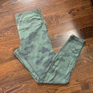 Lululemon’s Align 28” Pants